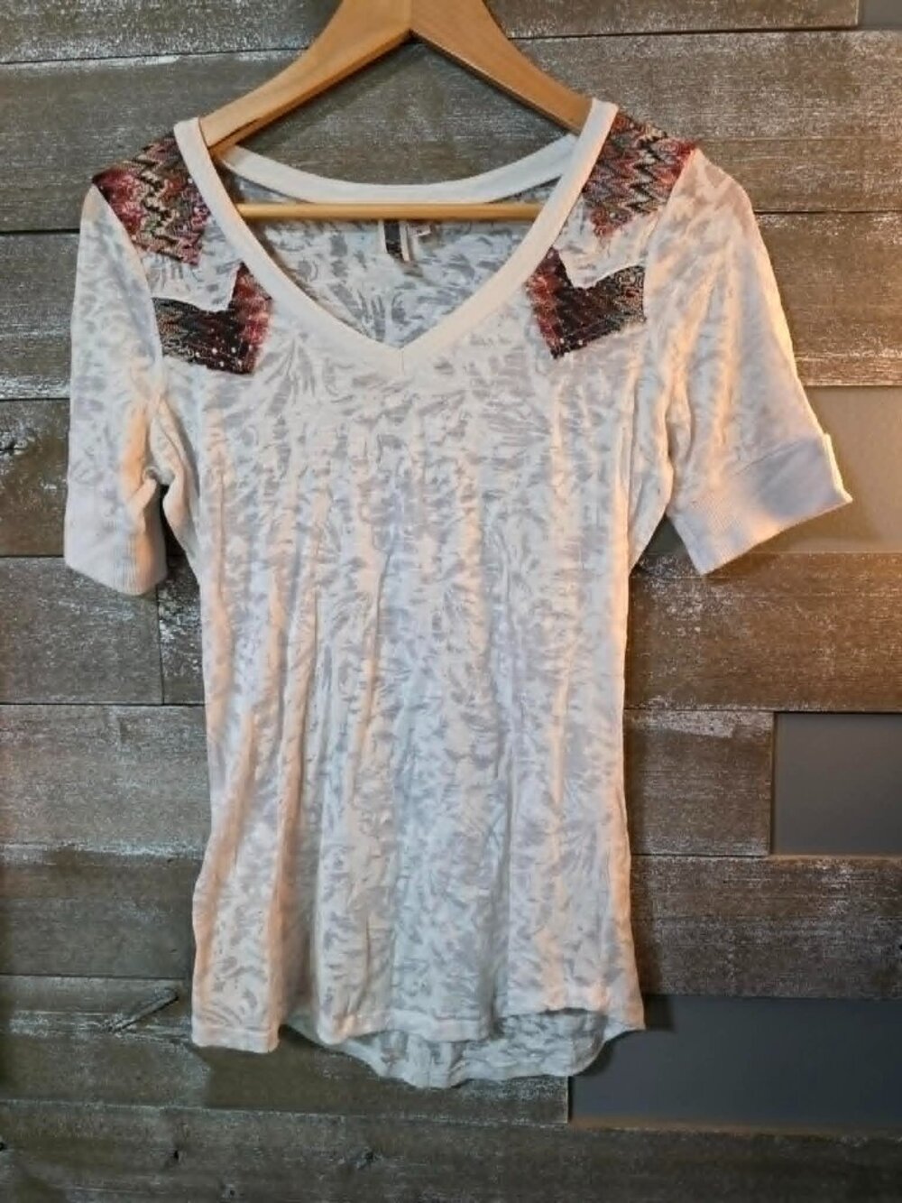 BKE sheer size medium top